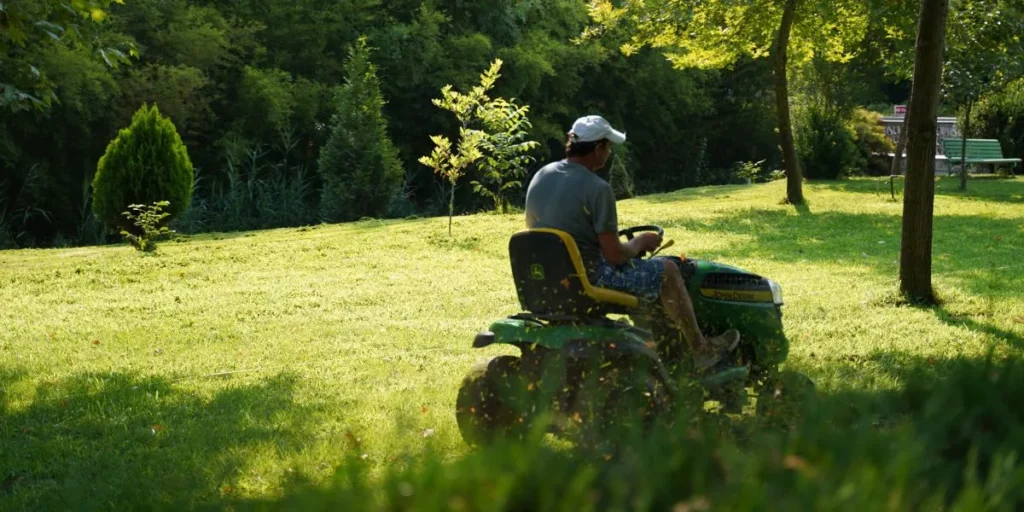 How Do You Achieve a Lush, Green Lawn? How Do You Achieve a Lush, Green Lawn?